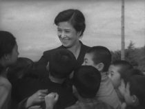 Crianças à Procura de Mãe, de Hiroshi Shimizu